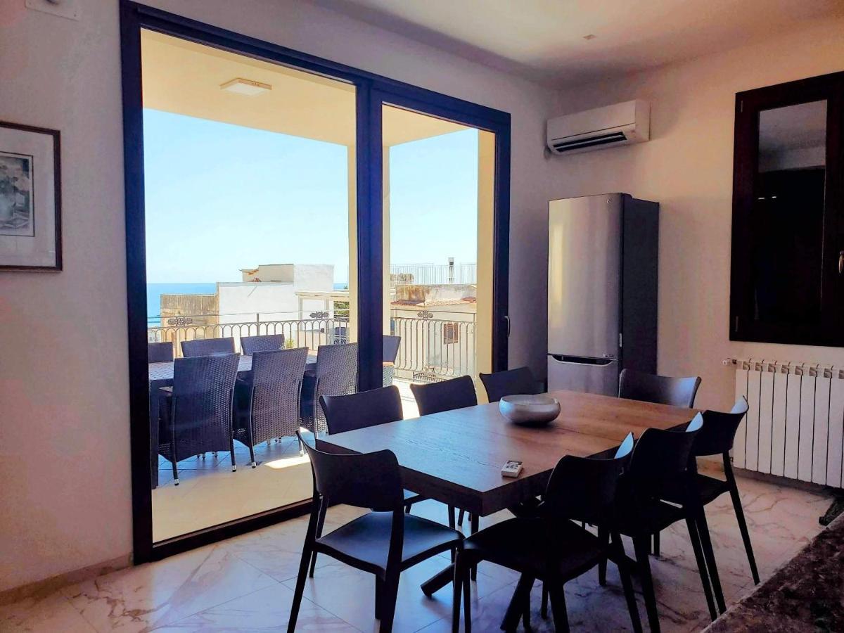 카스텔라마레델골포 Palazzo Del Golfo 아파트 외부 사진