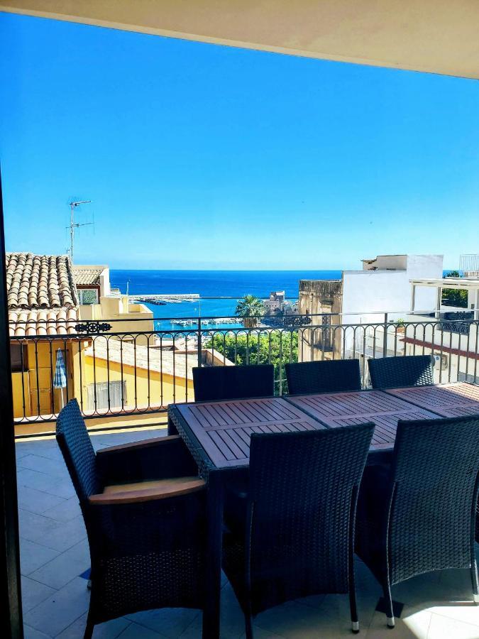카스텔라마레델골포 Palazzo Del Golfo 아파트 외부 사진