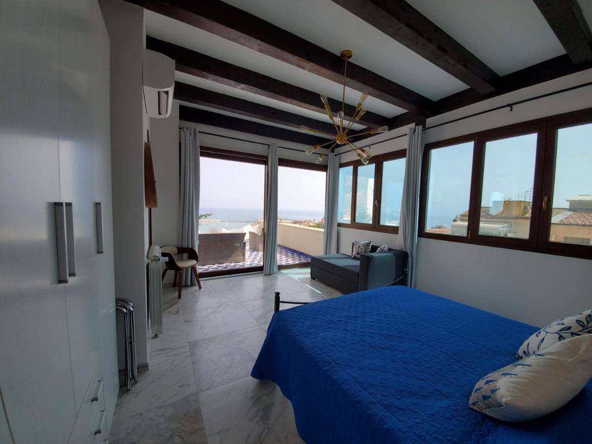 카스텔라마레델골포 Palazzo Del Golfo 아파트 외부 사진