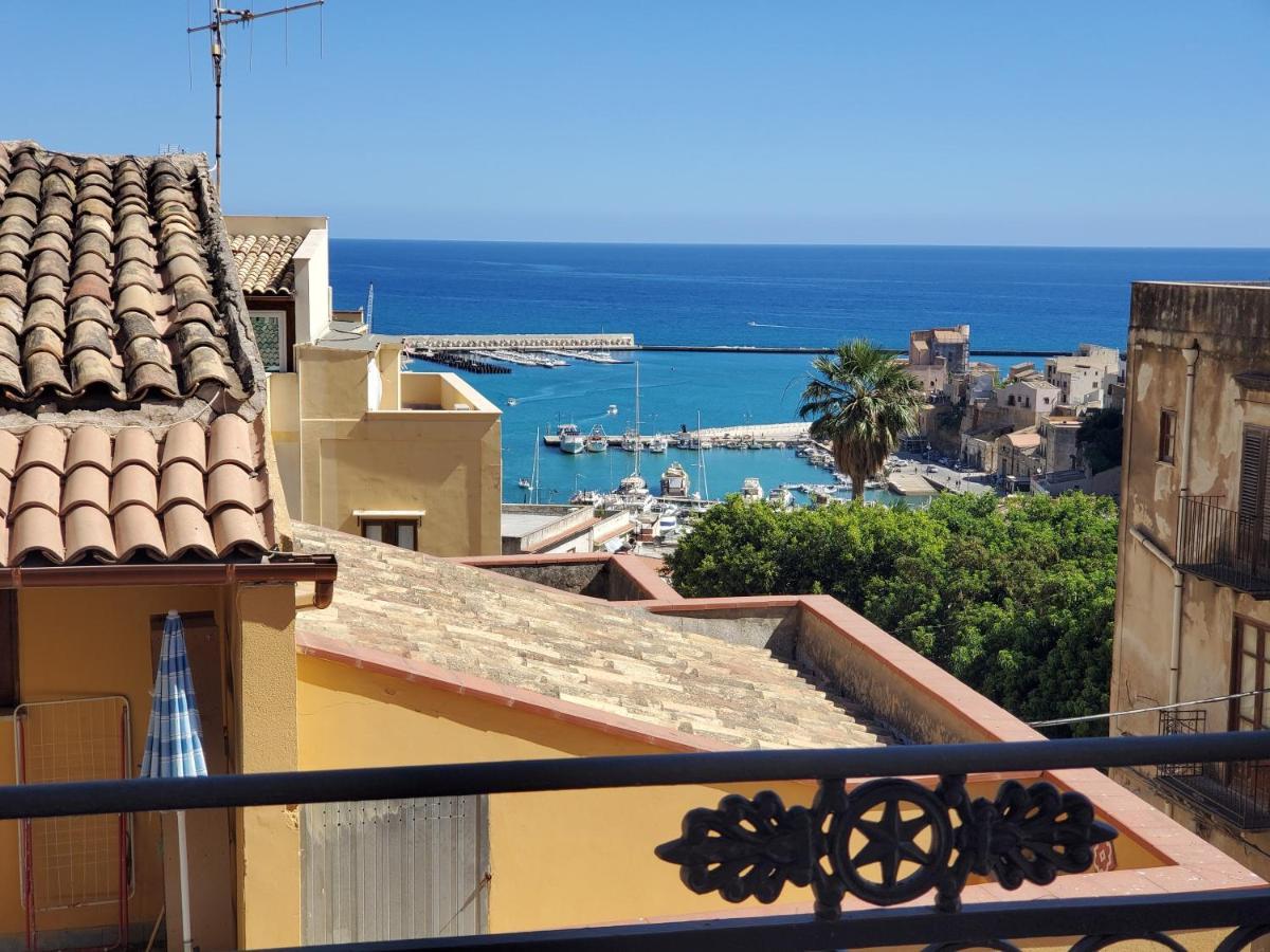 카스텔라마레델골포 Palazzo Del Golfo 아파트 외부 사진
