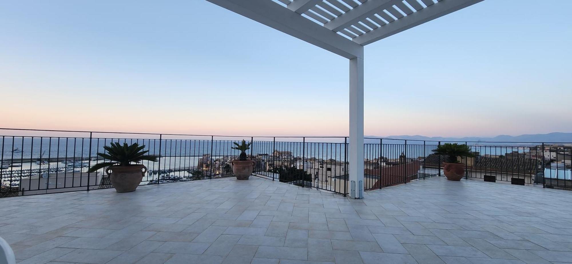 카스텔라마레델골포 Palazzo Del Golfo 아파트 외부 사진